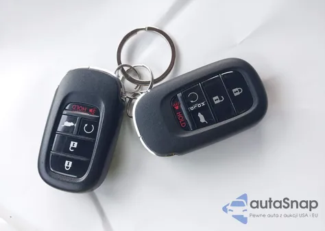 2024 Honda Pilot Touring from USA, damaged, VIN 5FNYG1H75RB042619